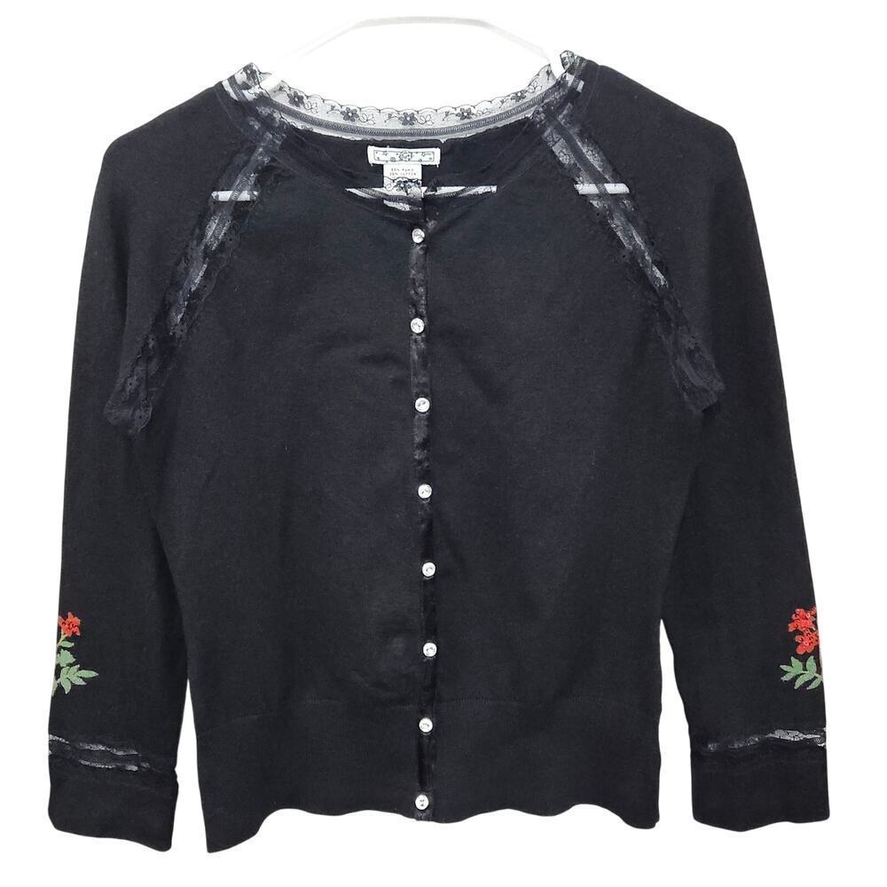 Black Floral Cardigan Sweater Lace Trim Beaded Diamond Buttons 3/4 Sleeves Sz M - Picture 3 of 6